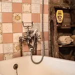 Poetic With Garden * Βερολίνο