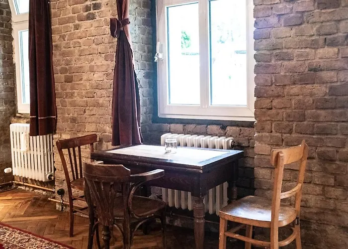 Poetic With Garden Berlin